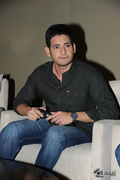 Mahesh-Babu-at-Srimanthudu-Movie-Press-Meet